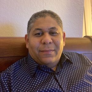 Meet your Posher, Idelfonso